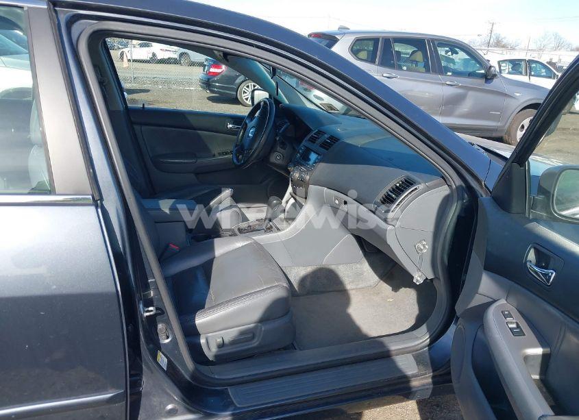 Photo 5 of 2004 Honda Accord 3.0 EX (VIN 1HGCM66544A001449)