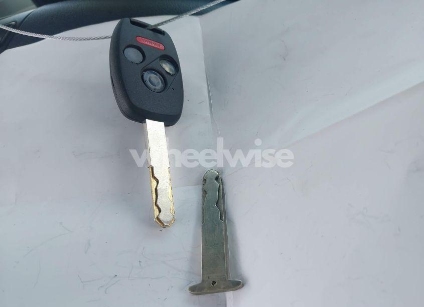 Photo 11 of 2004 Honda Accord 3.0 EX (VIN 1HGCM66544A002293)