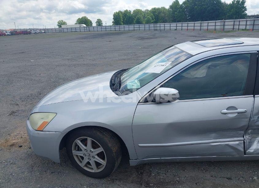 Photo 16 of 2004 Honda Accord 3.0 EX (VIN 1HGCM66544A002293)