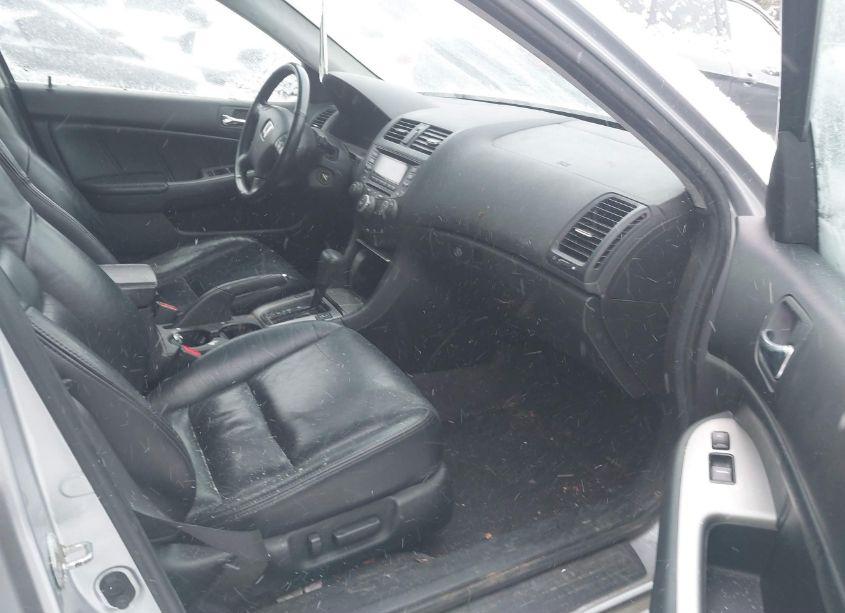 Photo 5 of 2004 Honda Accord 3.0 EX (VIN 1HGCM66544A027257)