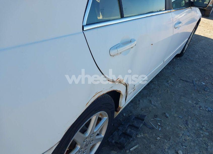 Photo 13 of 2004 Honda Accord 3.0 EX (VIN 1HGCM66544A028568)