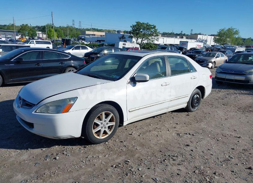 Photo 2 of 2004 Honda Accord 3.0 EX (VIN 1HGCM66544A028568)