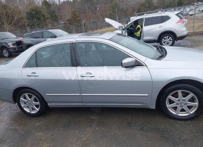 Photo 13 of 2004 Honda Accord 3.0 EX (VIN 1HGCM66544A043054)