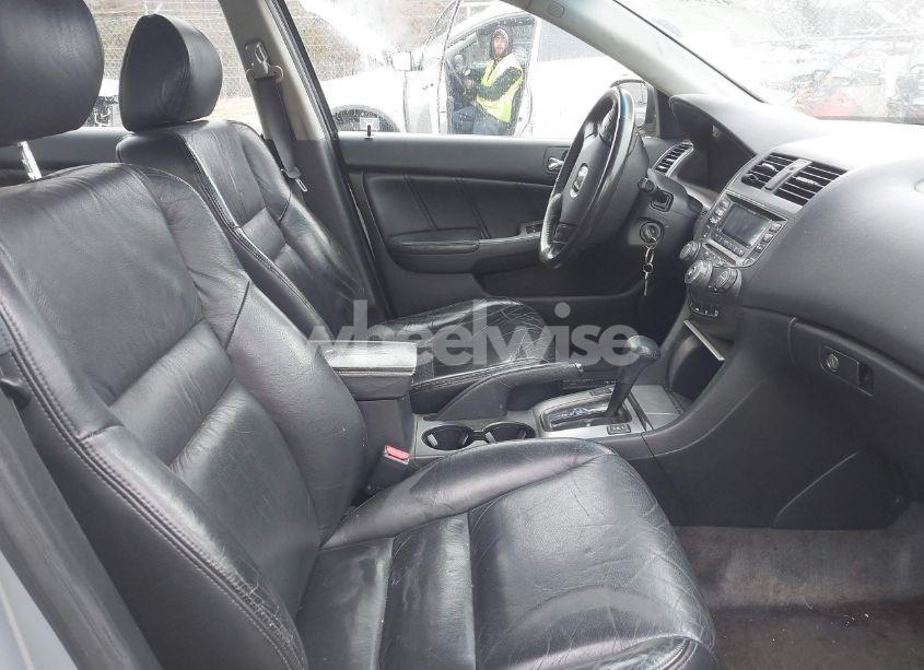 Photo 5 of 2004 Honda Accord 3.0 EX (VIN 1HGCM66544A043054)