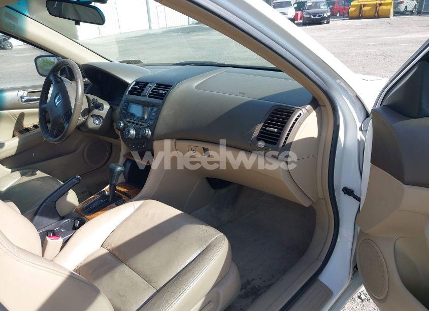 Photo 5 of 2004 Honda Accord 3.0 EX (VIN 1HGCM66544A044821)