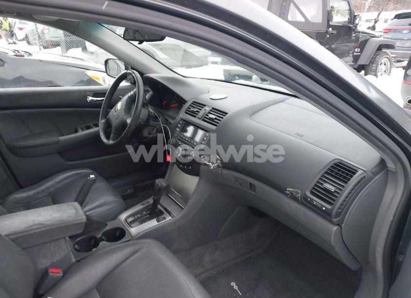Photo 5 of 2004 Honda Accord 3.0 EX (VIN 1HGCM66544A058816)