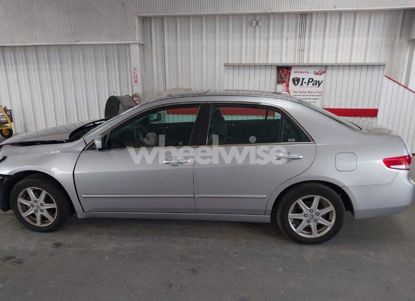 Photo 15 of 2004 Honda Accord 3.0 EX (VIN 1HGCM66544A063563)