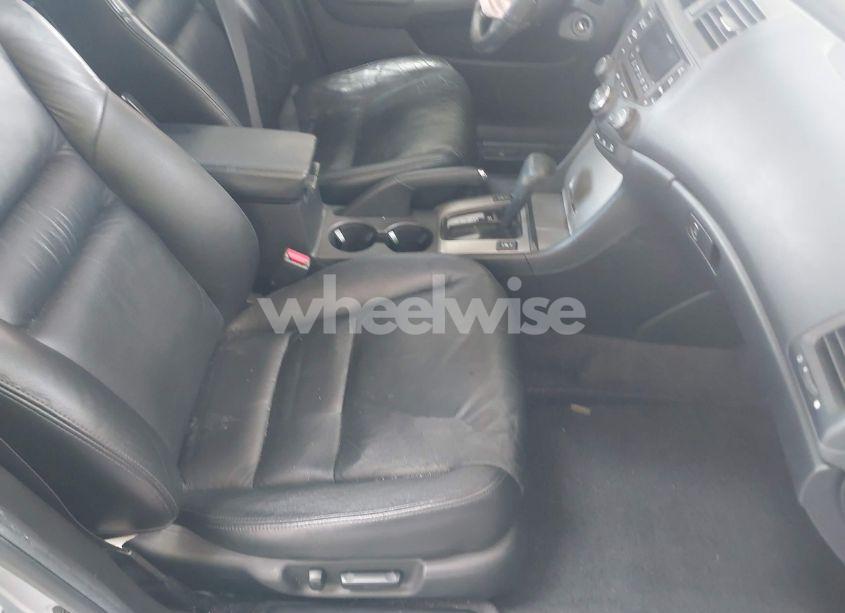 Photo 5 of 2004 Honda Accord 3.0 EX (VIN 1HGCM66544A063563)