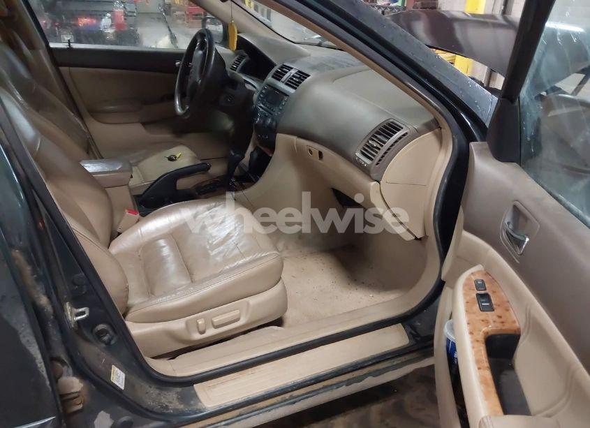 Photo 5 of 2004 Honda Accord 3.0 EX (VIN 1HGCM66544A067189)