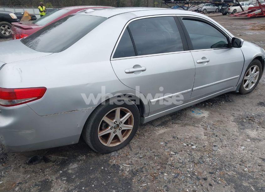 Photo 4 of 2004 Honda Accord 3.0 EX (VIN 1HGCM66544A084235)