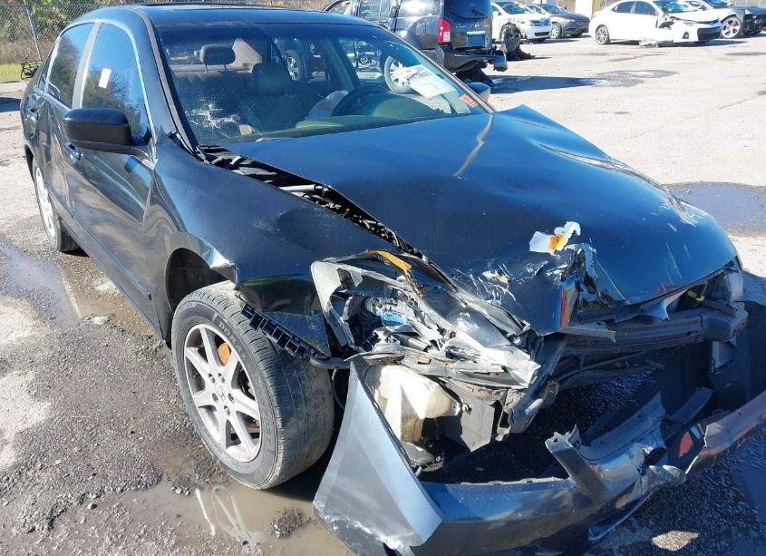 Photo 6 of 2004 Honda Accord 3.0 EX (VIN 1HGCM66544A103723)