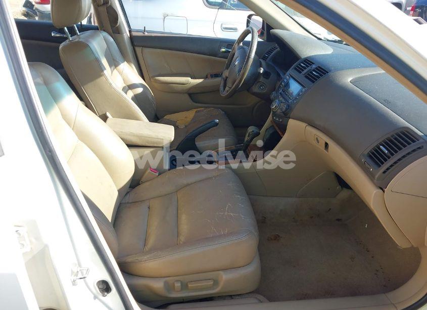 Photo 5 of 2005 Honda Accord 3.0 EX (VIN 1HGCM66545A022156)