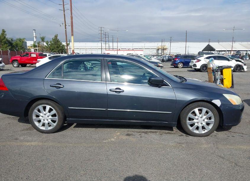 Photo 12 of 2006 Honda Accord 3.0 EX (VIN 1HGCM66546A006220)