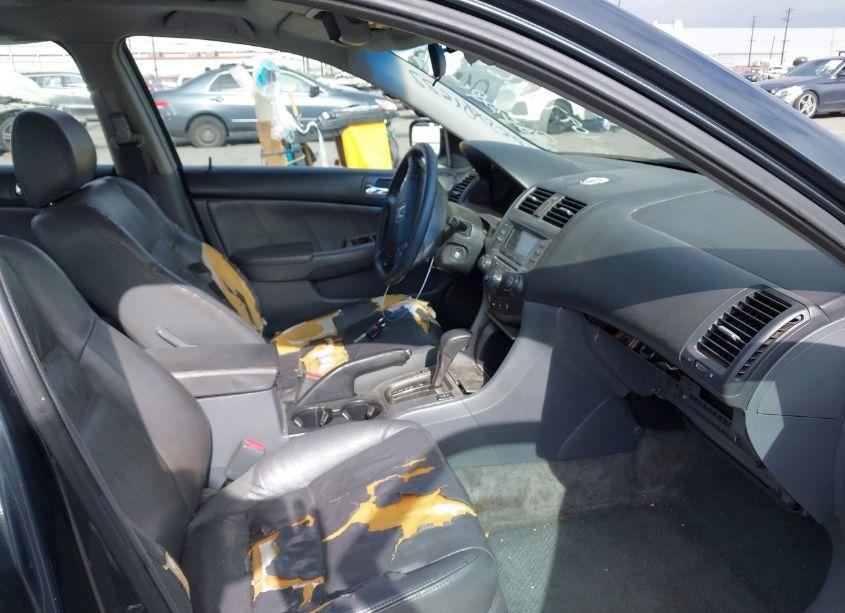 Photo 5 of 2006 Honda Accord 3.0 EX (VIN 1HGCM66546A006220)