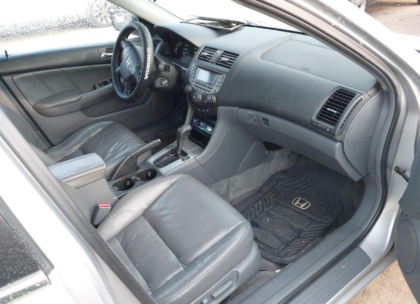 Photo 5 of 2006 Honda Accord 3.0 EX (VIN 1HGCM66546A048788)