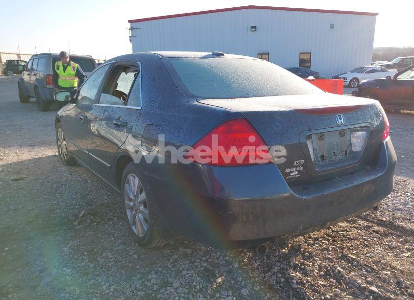 Photo 3 of 2006 Honda Accord 3.0 EX (VIN 1HGCM66546A061816)