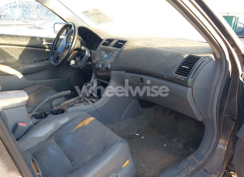 Photo 5 of 2006 Honda Accord 3.0 EX (VIN 1HGCM66546A061816)