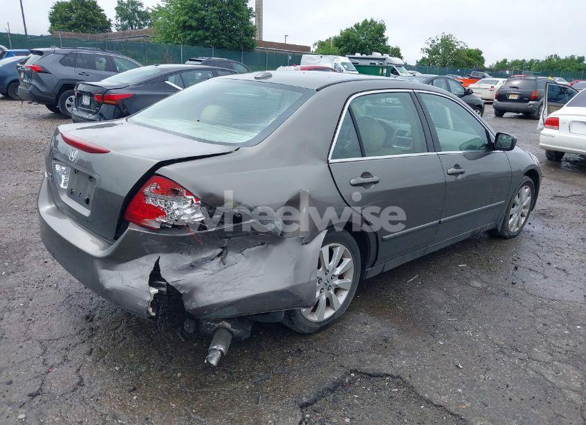 Photo 4 of 2007 Honda Accord 3.0 EX (VIN 1HGCM66547A022015)