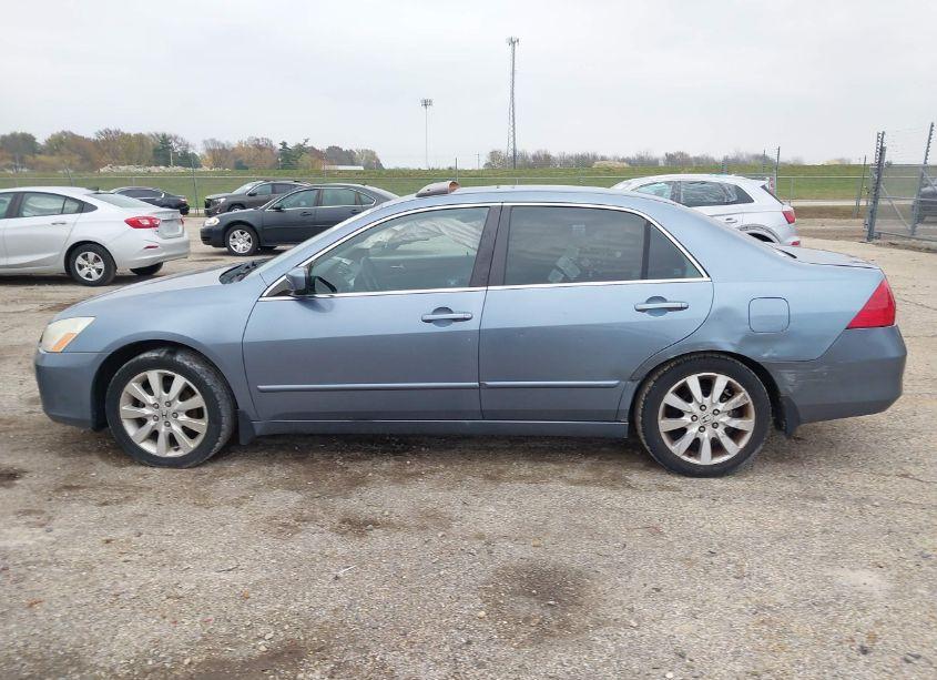 Photo 13 of 2007 Honda Accord 3.0 EX (VIN 1HGCM66547A034603)