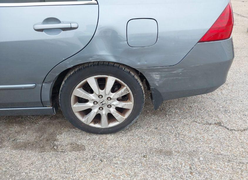 Photo 6 of 2007 Honda Accord 3.0 EX (VIN 1HGCM66547A034603)