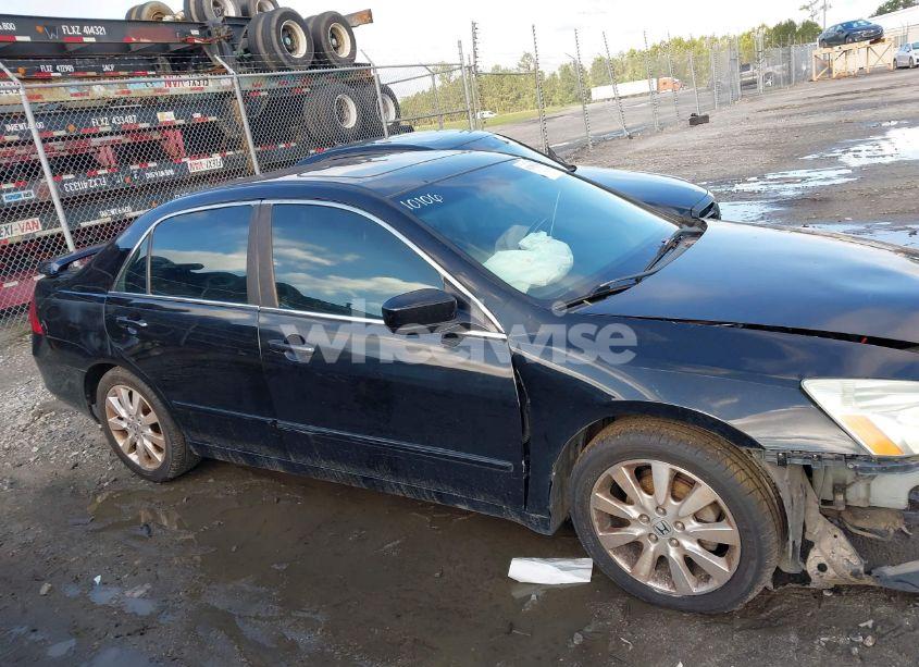 Photo 13 of 2007 Honda Accord 3.0 EX (VIN 1HGCM66547A051952)