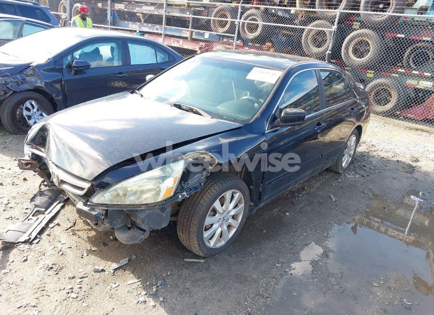 Photo 2 of 2007 Honda Accord 3.0 EX (VIN 1HGCM66547A051952)