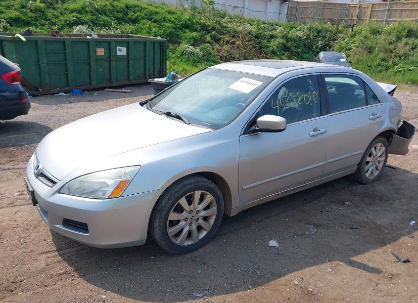 Photo 2 of 2007 Honda Accord 3.0 EX (VIN 1HGCM66547A053359)