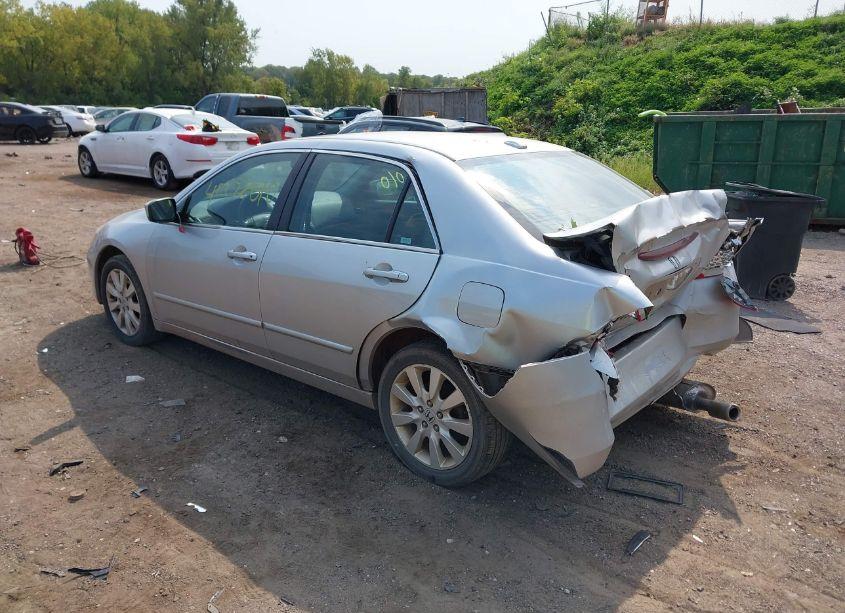 Photo 3 of 2007 Honda Accord 3.0 EX (VIN 1HGCM66547A053359)