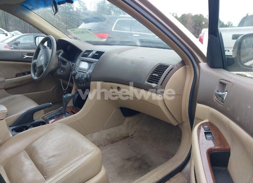 Photo 5 of 2007 Honda Accord 3.0 EX (VIN 1HGCM66547A059131)