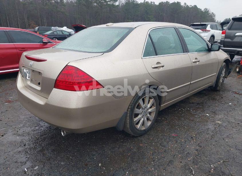 Photo 4 of 2007 Honda Accord 3.0 EX (VIN 1HGCM66547A090931)