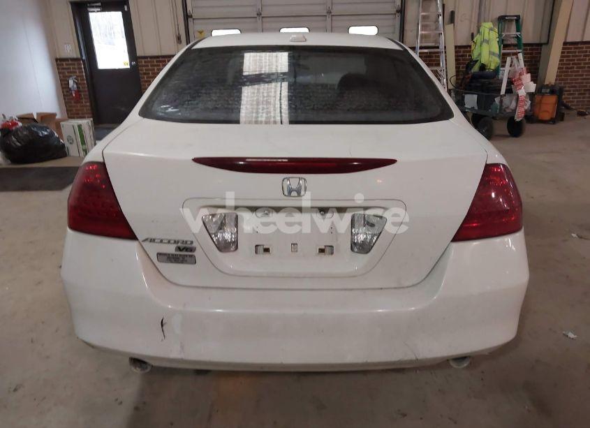 Photo 16 of 2007 Honda Accord 3.0 EX (VIN 1HGCM66547A099726)