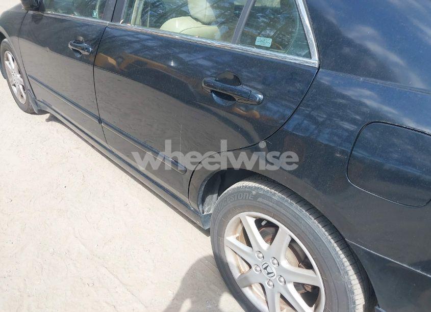 Photo 6 of 2003 Honda Accord 3.0 EX (VIN 1HGCM66553A057902)