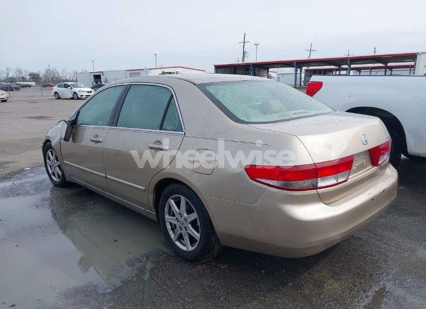 Photo 3 of 2003 Honda Accord 3.0 EX (VIN 1HGCM66553A086252)