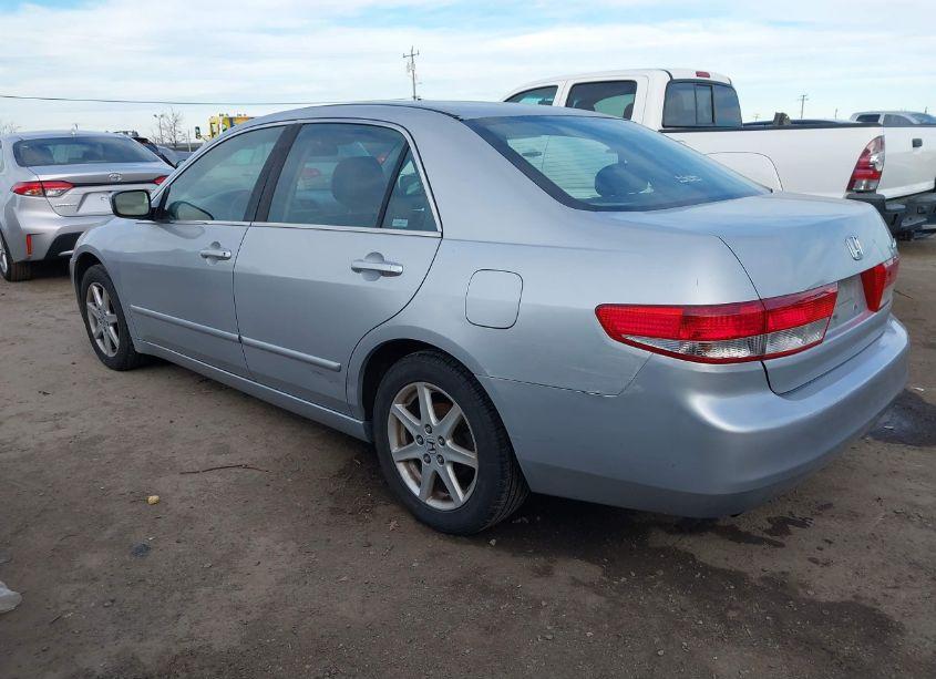 Photo 3 of 2003 Honda Accord 3.0 EX (VIN 1HGCM66553A098112)