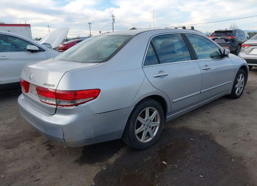 Photo 4 of 2003 Honda Accord 3.0 EX (VIN 1HGCM66553A098112)