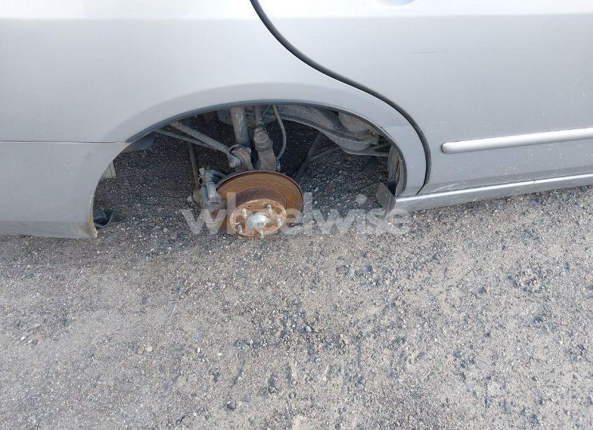 Photo 14 of 2004 Honda Accord 3.0 EX (VIN 1HGCM66554A013304)