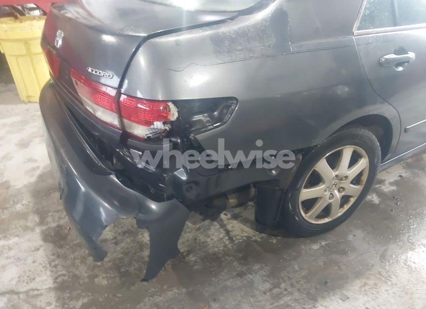 Photo 17 of 2004 Honda Accord 3.0 EX (VIN 1HGCM66554A052328)