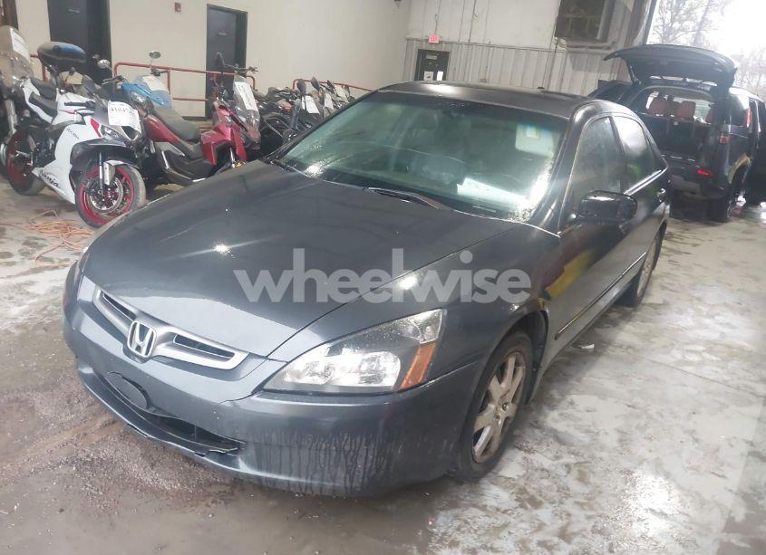 Photo 2 of 2004 Honda Accord 3.0 EX (VIN 1HGCM66554A052328)
