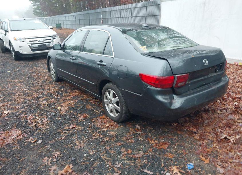 Photo 3 of 2005 Honda Accord 3.0 EX (VIN 1HGCM66555A002904)
