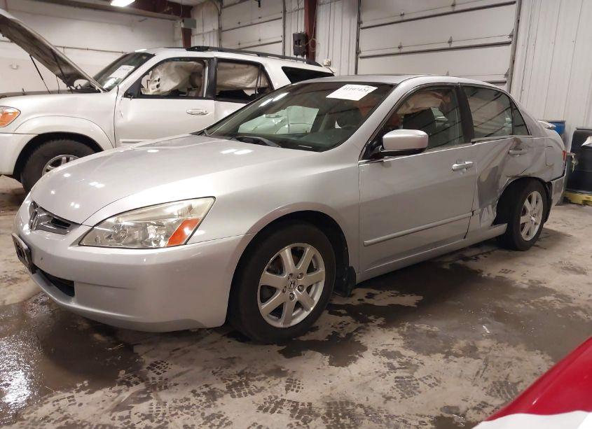 Photo 2 of 2005 Honda Accord 3.0 EX (VIN 1HGCM66555A003180)