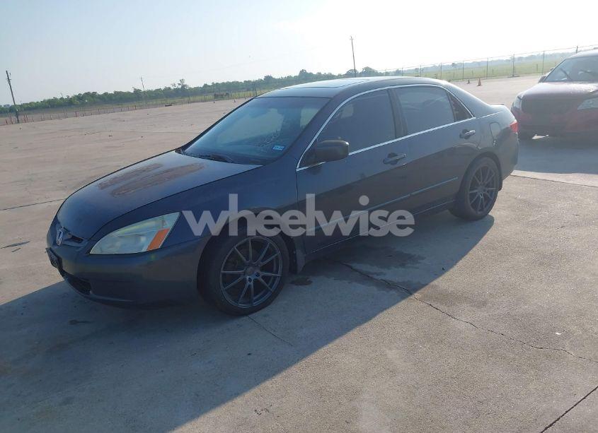 Photo 2 of 2005 Honda Accord 3.0 EX (VIN 1HGCM66555A009576)