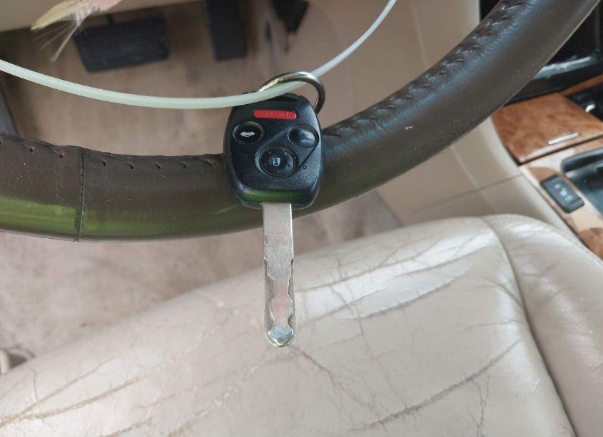 Photo 11 of 2005 Honda Accord 3.0 EX (VIN 1HGCM66555A023767)