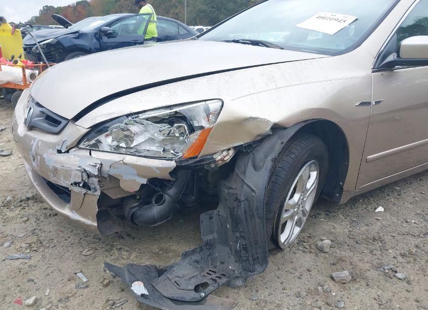 Photo 6 of 2005 Honda Accord 3.0 EX (VIN 1HGCM66555A023767)