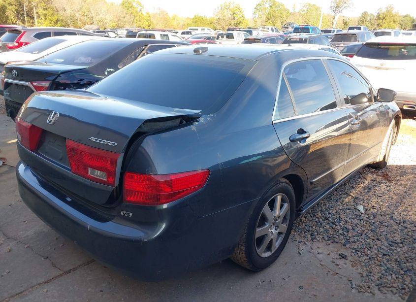 Photo 4 of 2005 Honda Accord 3.0 EX (VIN 1HGCM66555A037216)
