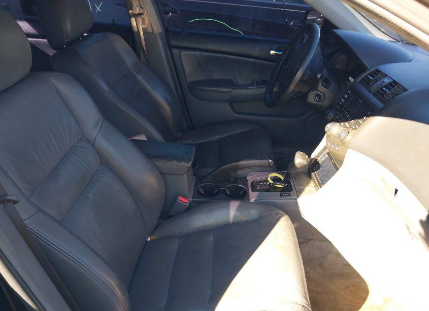 Photo 5 of 2005 Honda Accord 3.0 EX (VIN 1HGCM66555A037216)