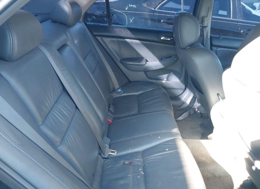 Photo 8 of 2005 Honda Accord 3.0 EX (VIN 1HGCM66555A037216)