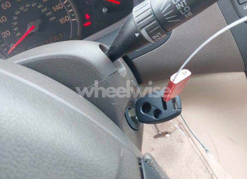 Photo 11 of 2005 Honda Accord 3.0 EX (VIN 1HGCM66555A039113)