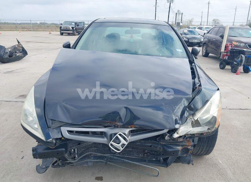 Photo 6 of 2005 Honda Accord 3.0 EX (VIN 1HGCM66555A039113)