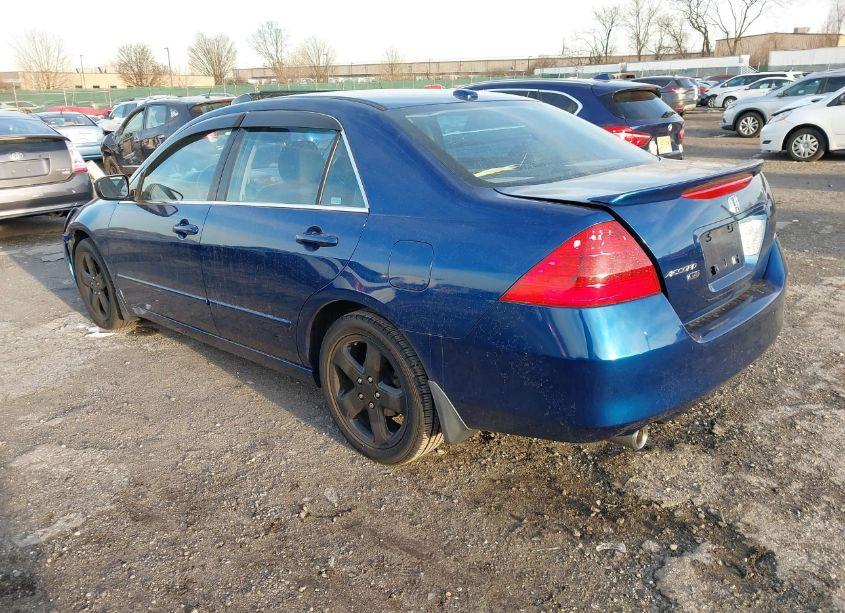 Photo 3 of 2006 Honda Accord 3.0 EX (VIN 1HGCM66556A009322)