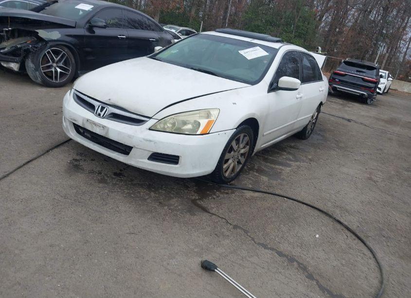 Photo 2 of 2006 Honda Accord 3.0 EX (VIN 1HGCM66556A034611)